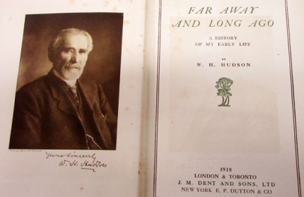 A 100 antildeos del libro quotAllaacute lejos y hace tiempoquot de Guillermo Hudson